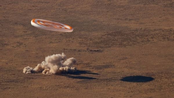 Возвращение космического киноэкипажа на Землю. Что известно